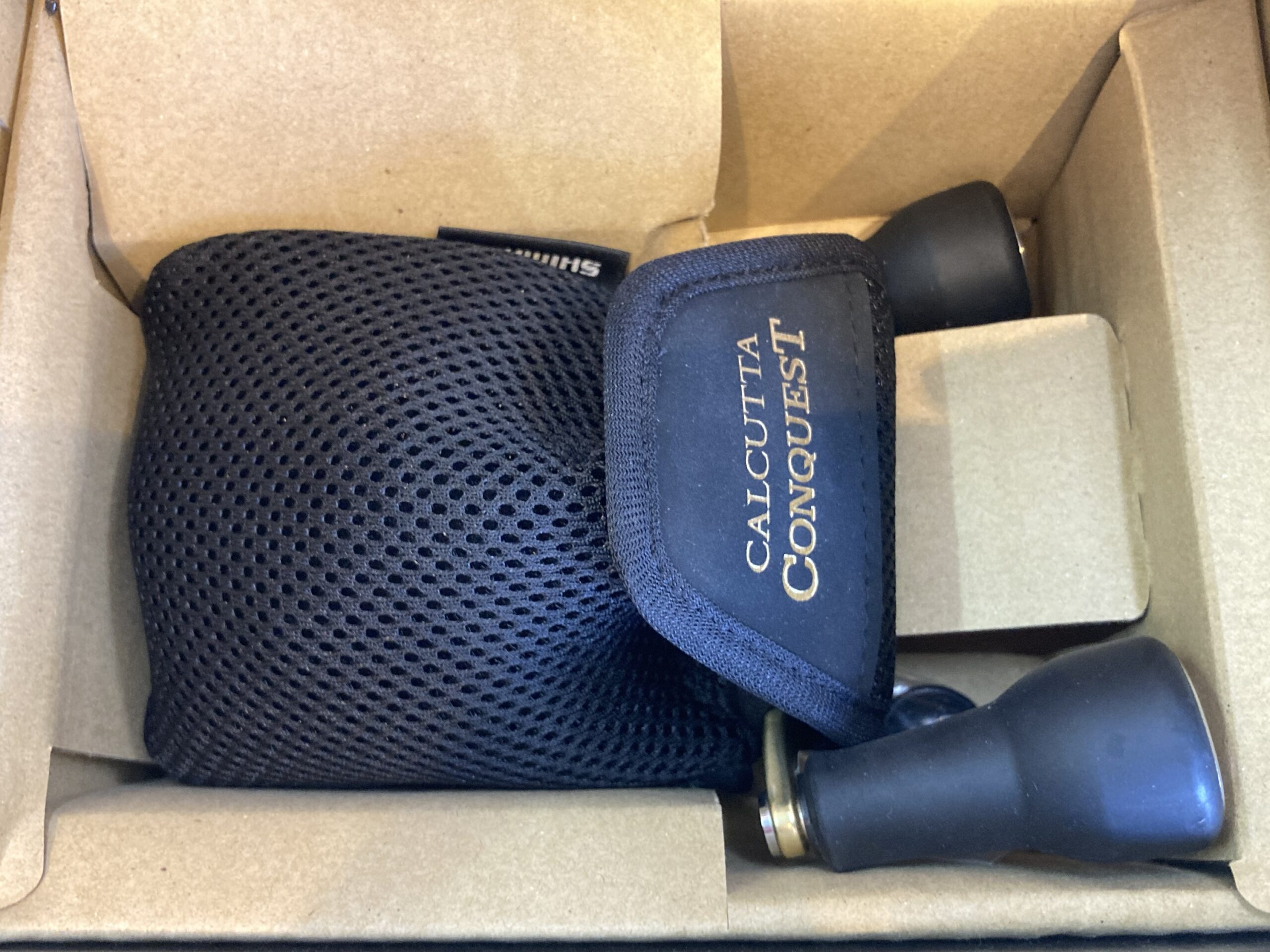 新品】シマノ 23 カルカッタコンクエスト MD 300 XGLH